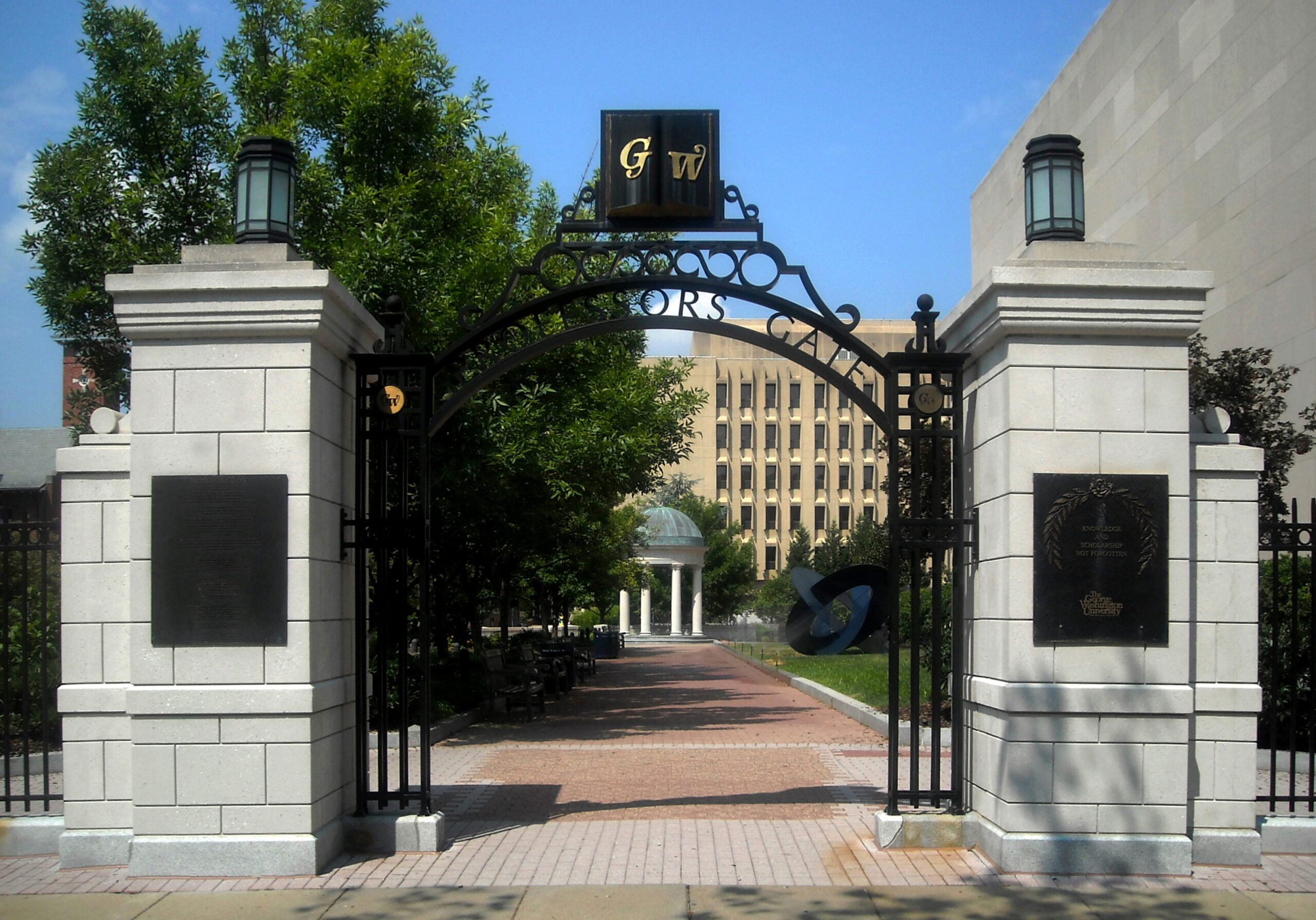 George Washington University CollegeAdvisor george-washington-university-collegeadvisor