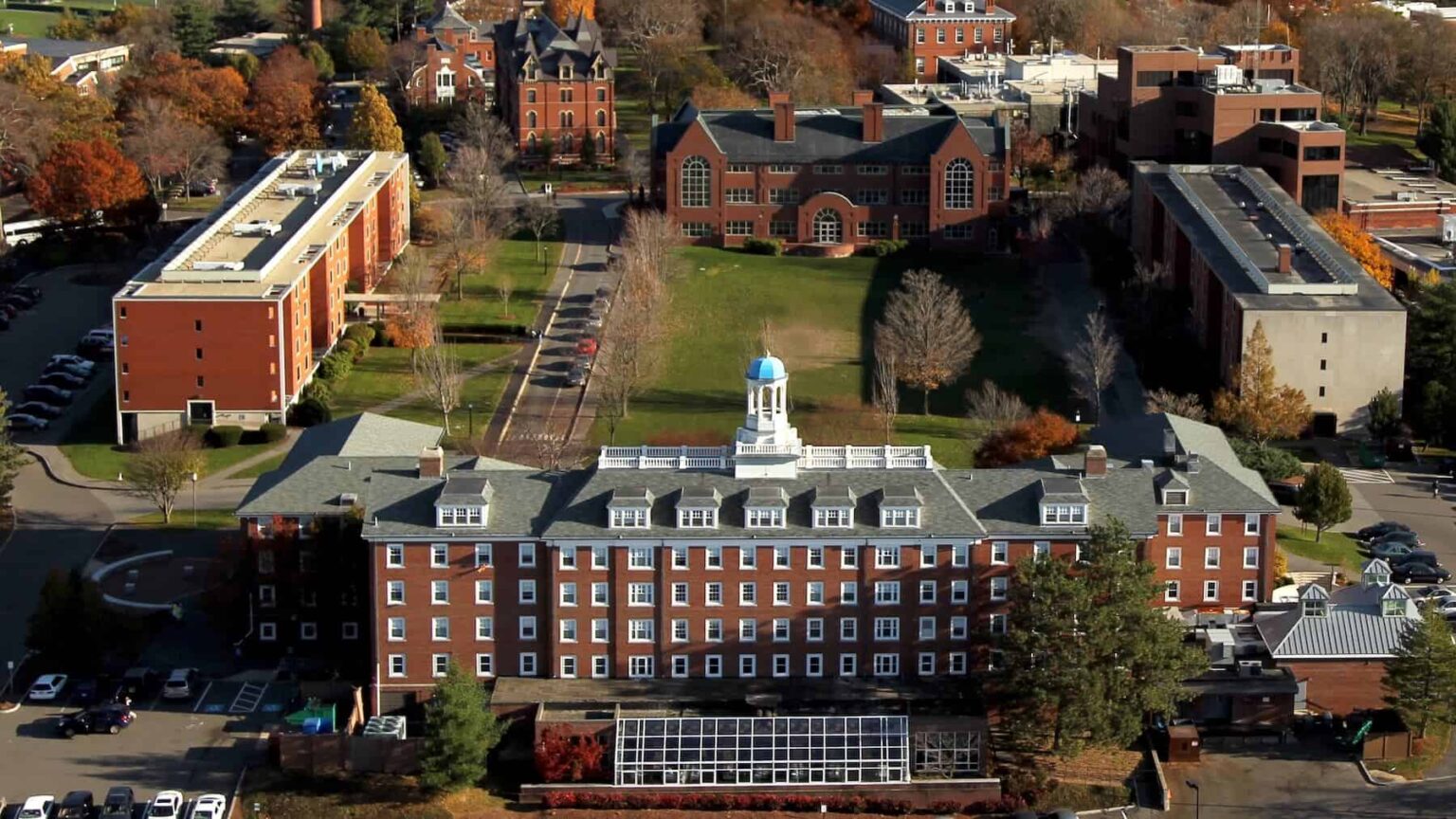 Tufts university collegeadvisor