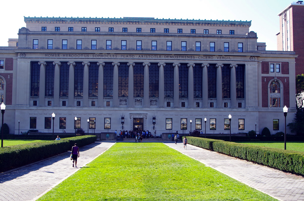 How to get into columbia university; collegeadvisor.com image: a photo of Butler library on Columbia's campus