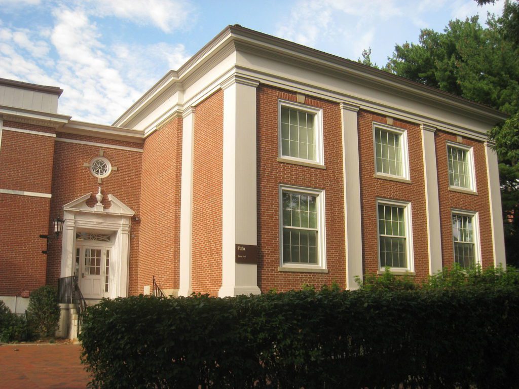 how to get into tufts; collegeadvisor.com image: a photo of Tufts University's Eaton Hall