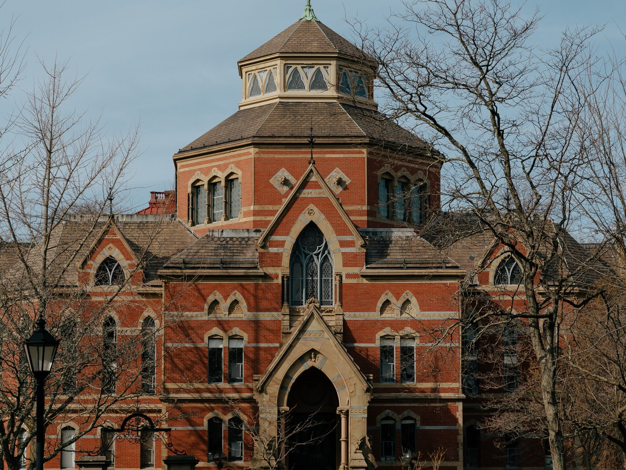 how many supplemental essays does brown university have