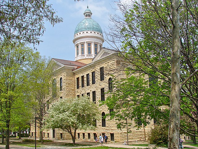 best colleges in illinois